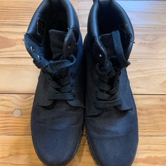 Doc Marten Shoes - Picture 3 of 3